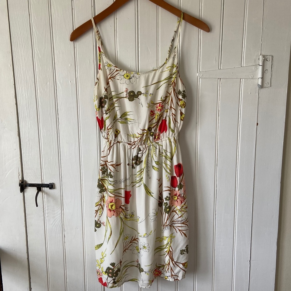 Old Navy floral print dress
